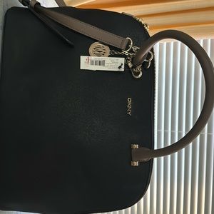 DKNY bag-New with tags